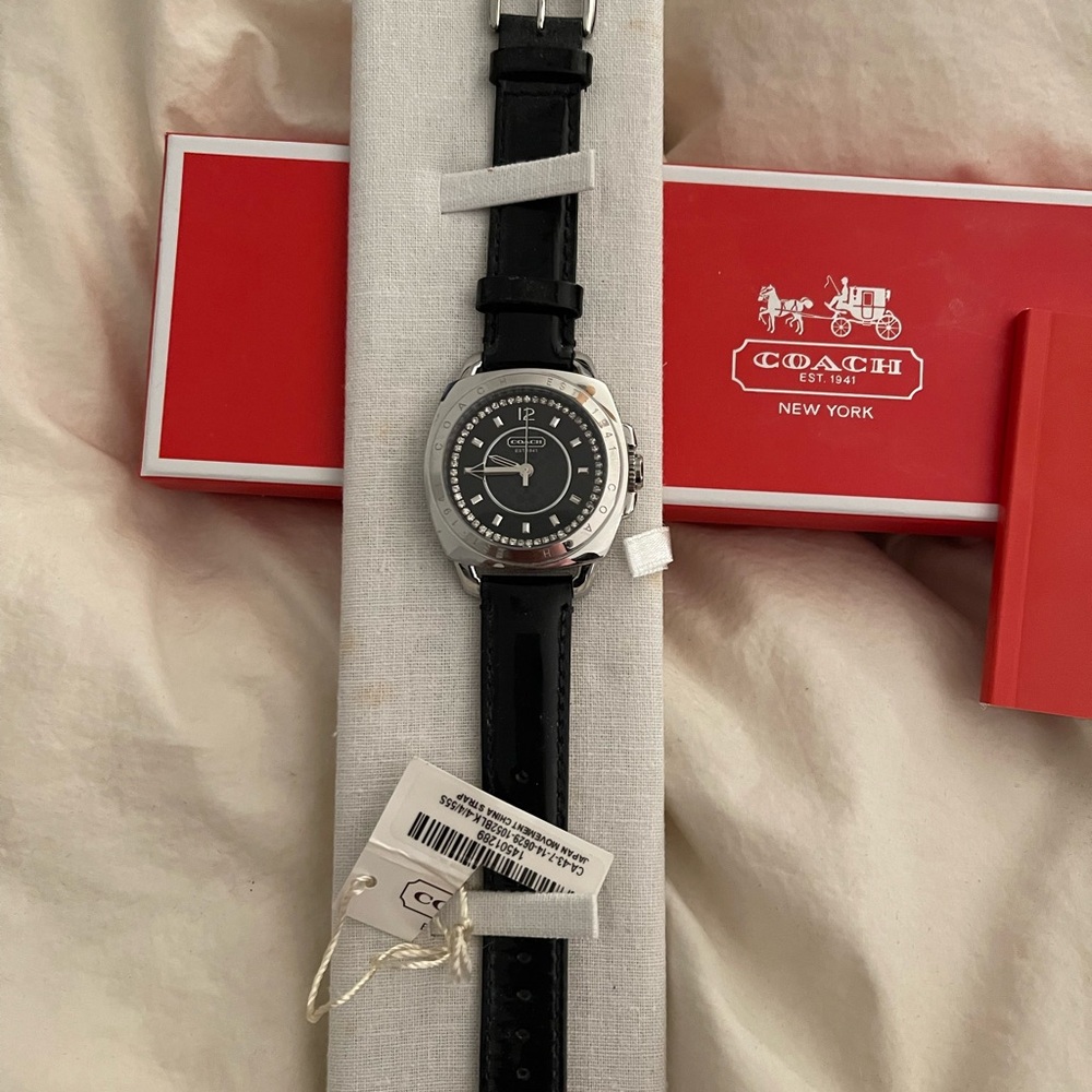 Women’s Coach Watch